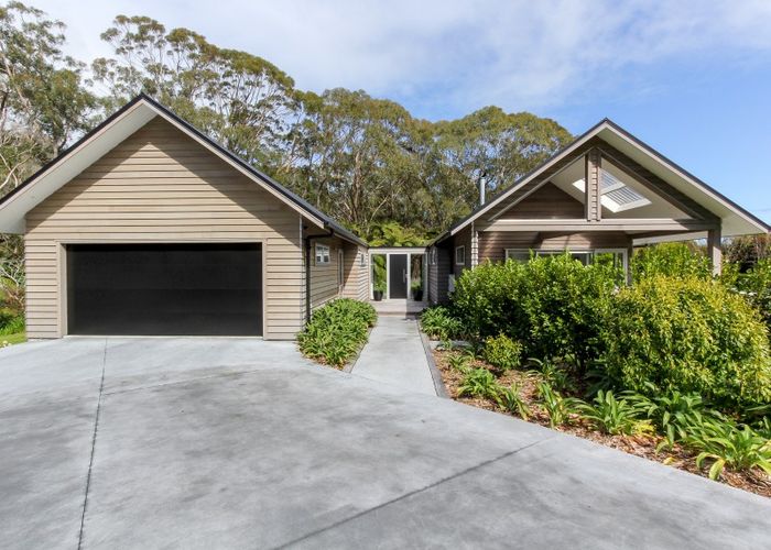  at 206 Surrey Hill Road, Kaitake