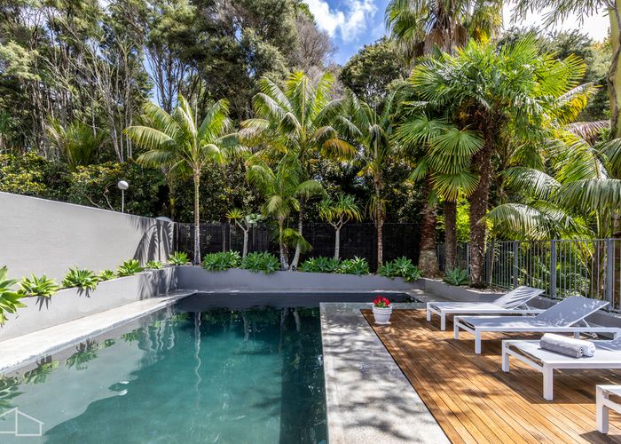  at 180 Forest Hill Road, Waiatarua, Auckland
