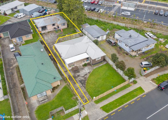  at 2/3 Station Road, Takanini, Auckland