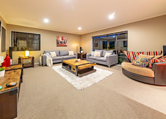  at 12 Lucca Crescent, Flat Bush, Auckland