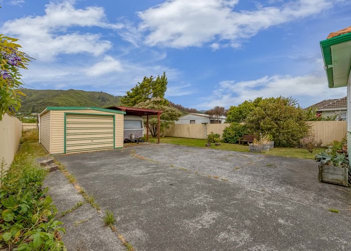  at 80 Wellington Road, Wainuiomata, Lower Hutt