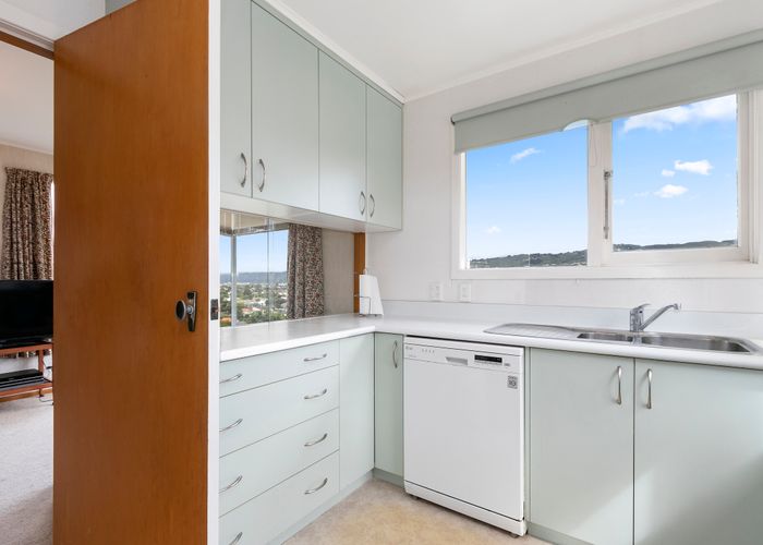  at 19 Summit Road, Fairfield, Lower Hutt