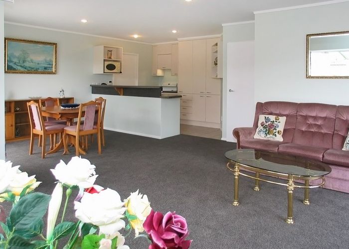  at 2 James Street, Plimmerton, Porirua