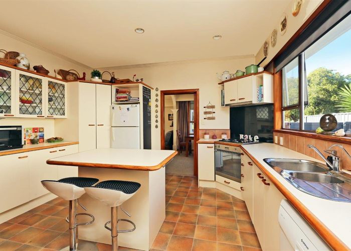  at 910 Francis Hicks Avenue, Raureka, Hastings
