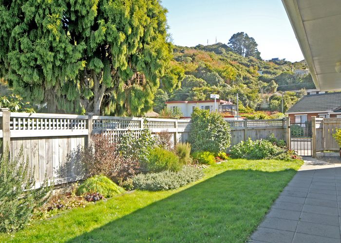  at 7 Darwin Street, Karori, Wellington