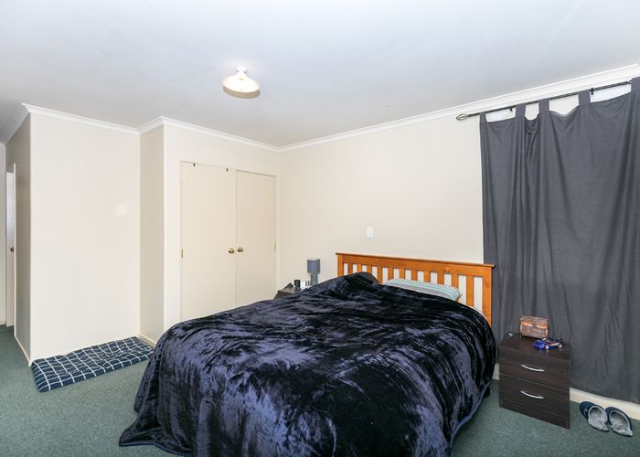  at 18 Gardenia Close, Melville, Hamilton