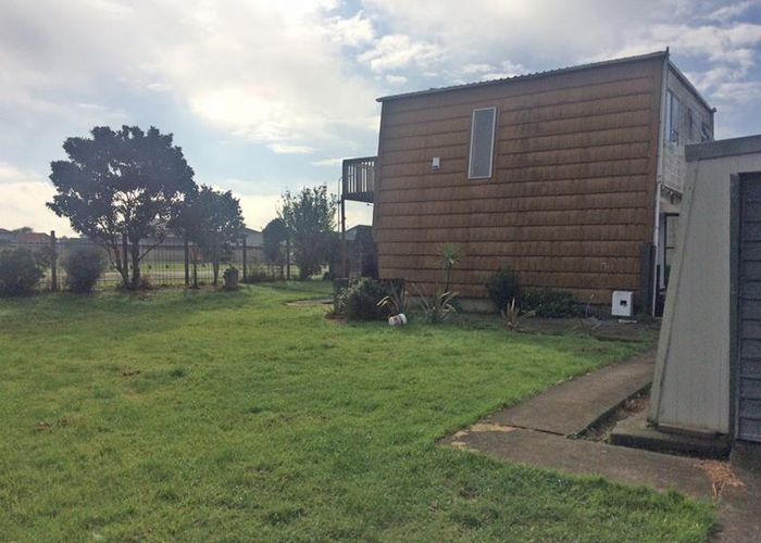  at 2 Ashmore Place, Favona, Auckland