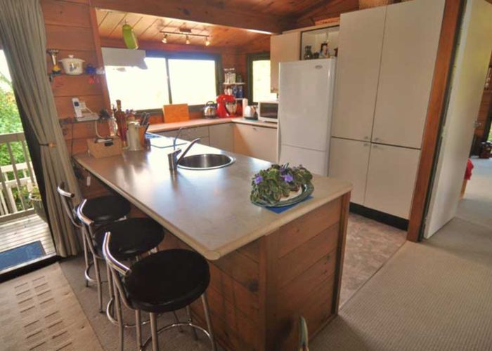  at 773 Scenic Drive, Henderson Valley, Auckland