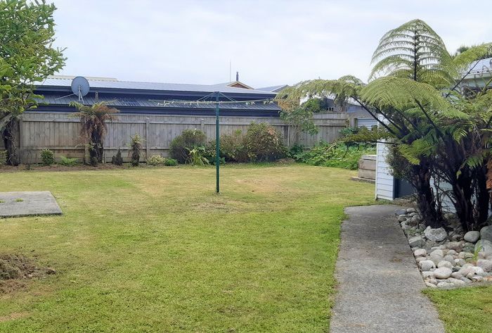  at 10 Cook Street, Carters Beach, Westport
