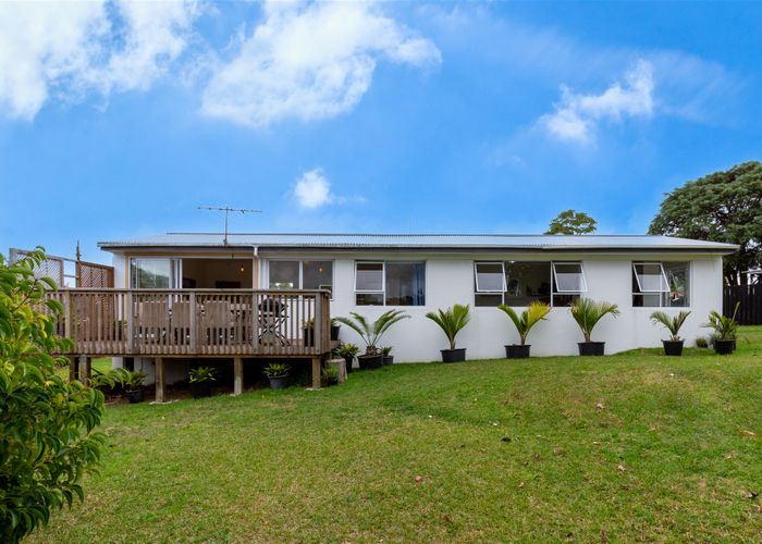  at 54 Taipari Road, Te Atatu Peninsula, Auckland