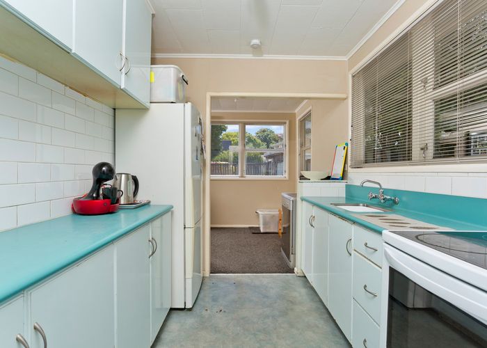  at 63 Stott Avenue, Birkdale, Auckland