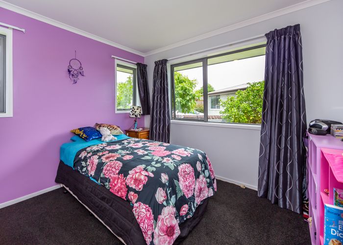  at 8 Carteret Place, Aranui, Christchurch