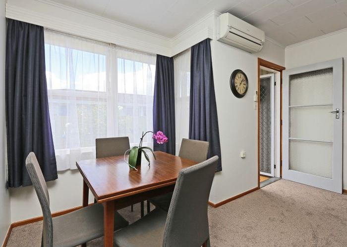 at 2/408 Avenue Rd W, Saint Leonards, Hastings