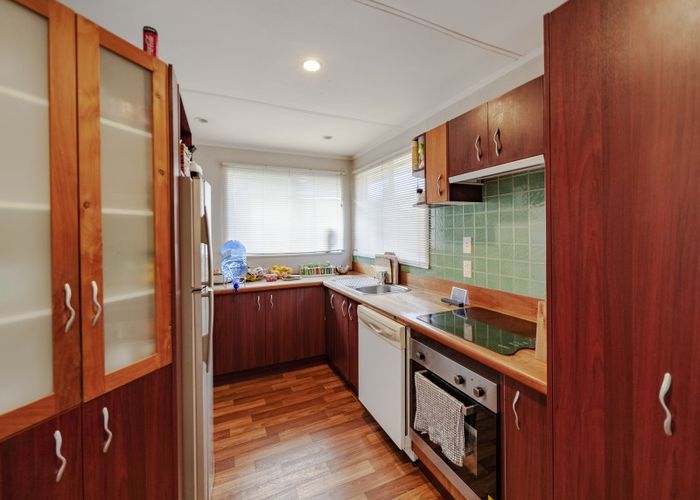  at 5 Robinson Crescent, Tamatea, Napier