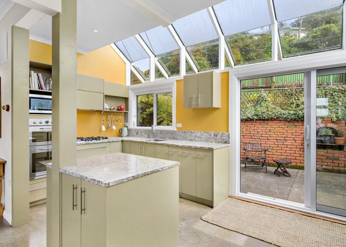  at 39 Hatton Street, Karori, Wellington