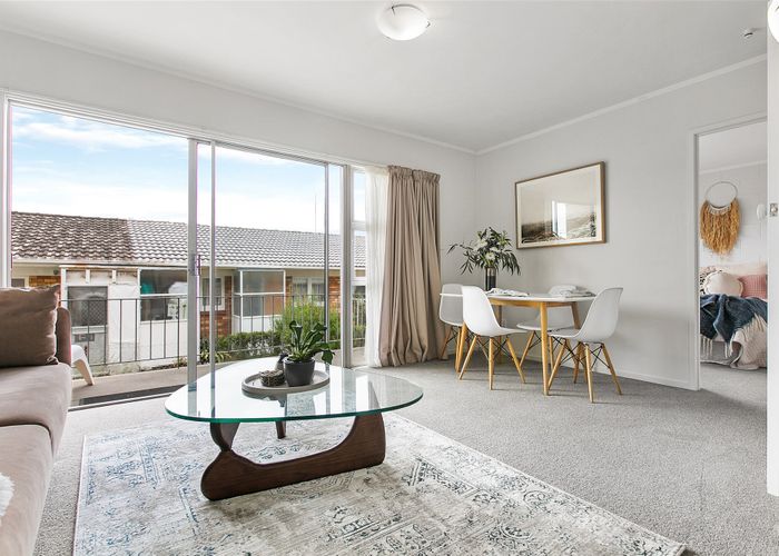  at 2/34 Watea Road, Sandringham, Auckland