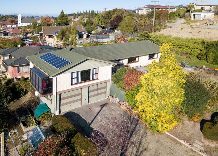  at 2 MANSE ST, Timaru