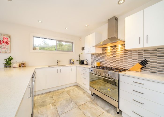  at 37 Mt Marua Drive, Timberlea, Upper Hutt