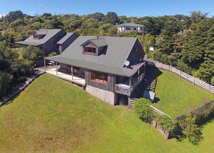  at 25 Stratton Street, Normandale, Lower Hutt