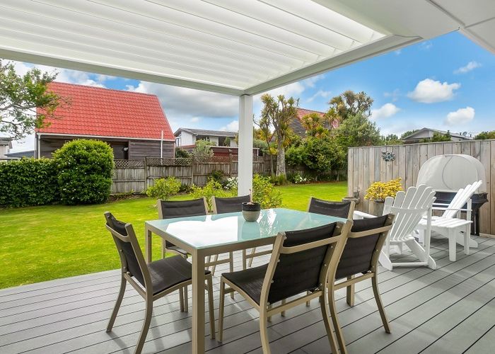  at 4/23 Oliver Street, Point Chevalier, Auckland
