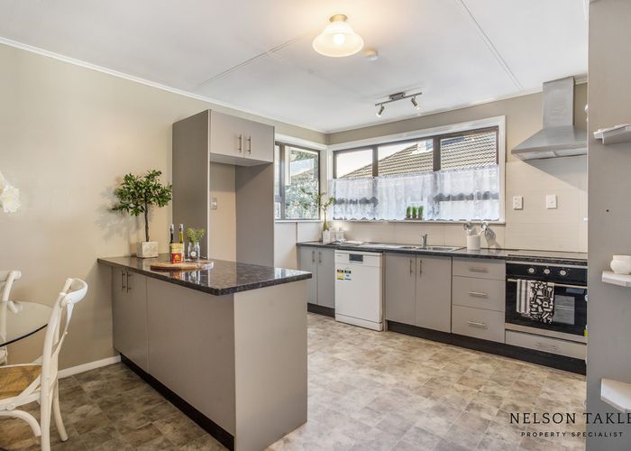  at 8 Healy Road, Manurewa, Auckland