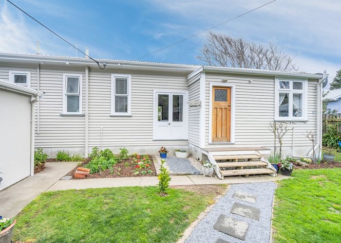  at 34 Princess Street, Ranui, Porirua