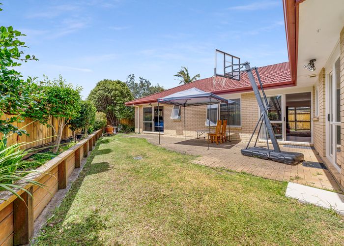  at 39 Blackwood Drive, Wattle Downs, Auckland