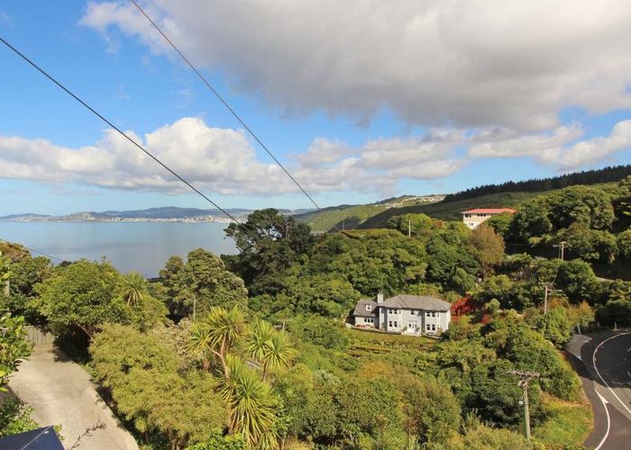  at 36 Korokoro Road, Korokoro, Lower Hutt