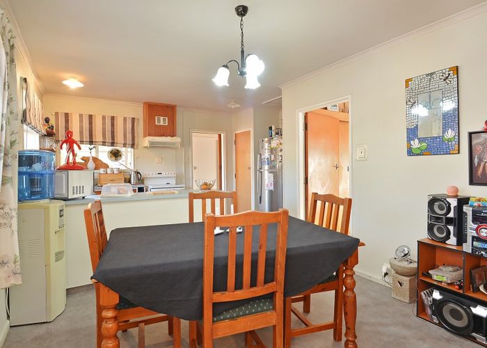  at 71 Oxford Street, Lansdowne, Masterton