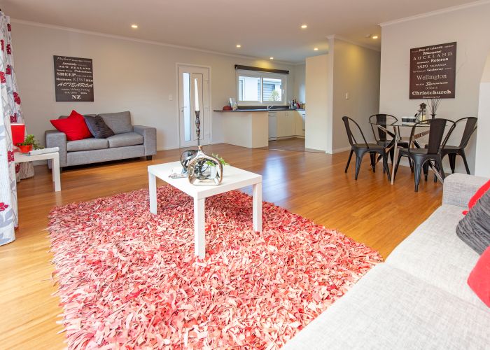  at 1/672 Whangaparaoa Road, Stanmore Bay, Whangaparaoa