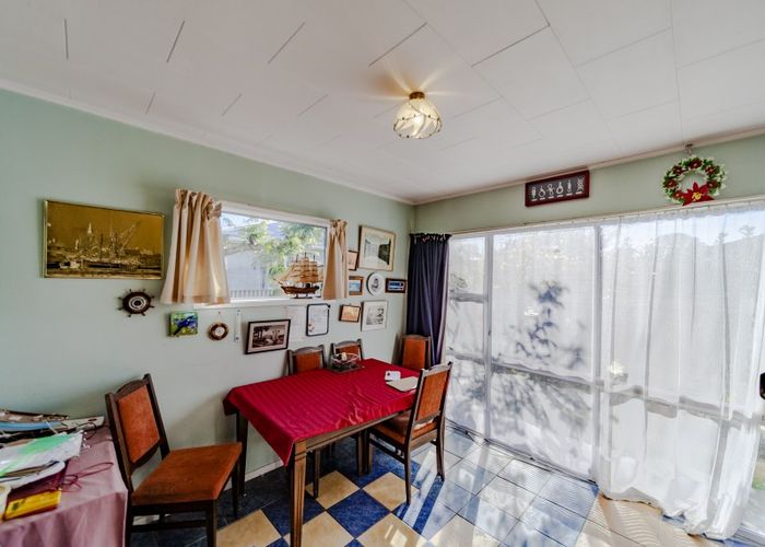 Free property data for 19 Plunket Street, Tamatea, Napier homes.co.nz