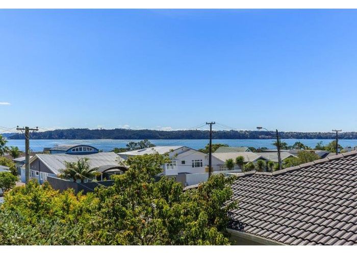  at 195 Garnet Road, Westmere, Auckland