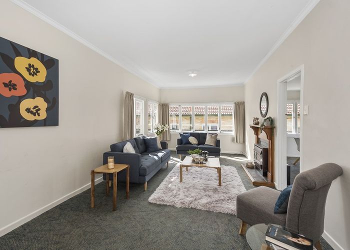  at 6 Knighton Road, Hillcrest, Hamilton