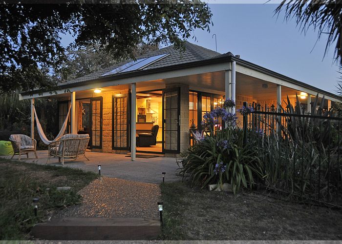  at 674 Waikawa Beach RD, Waikawa Beach, Manakau