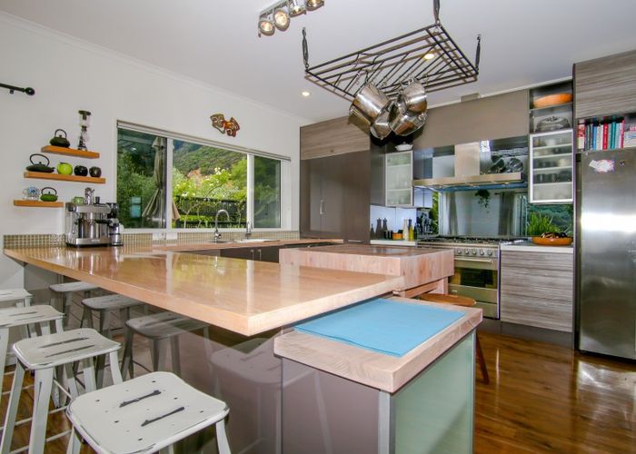  at 19 Springlea Heights, Atawhai, Nelson