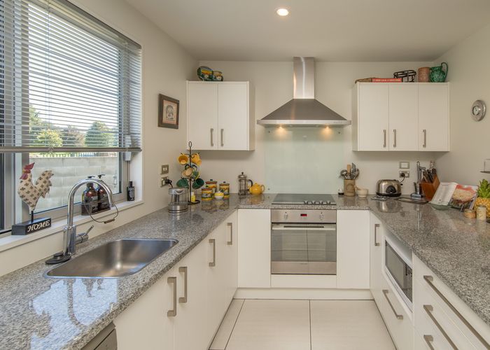  at 9 Yew Tree Lane, Hillmorton, Christchurch