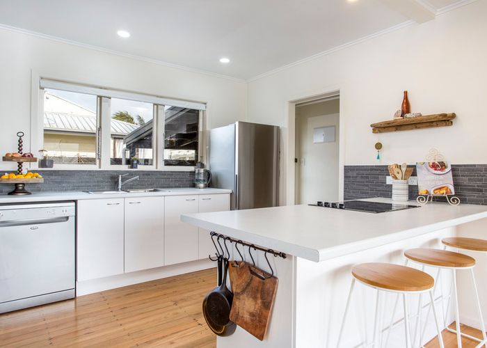  at 11D Springs Road, Parakai, Helensville