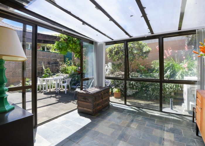 at 3/31 Forbes Street, Onehunga, Auckland