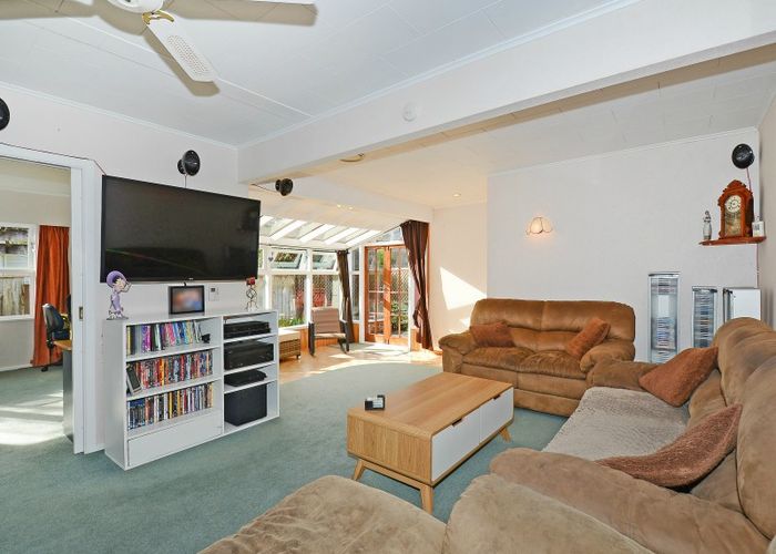  at 22 Longfellow Street, Trentham, Upper Hutt