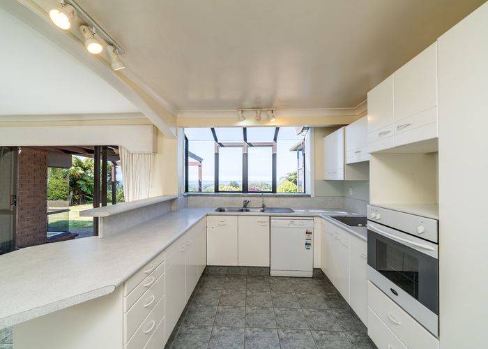 at 746 Esdaile Road, Tauranga