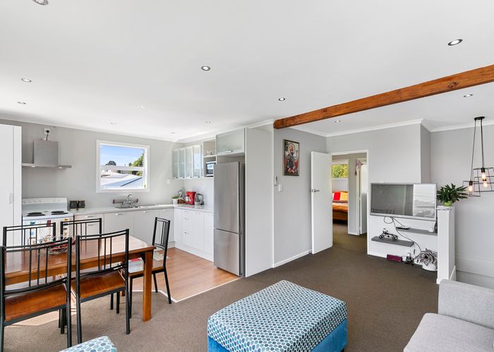  at 1/25 Omega Street, Newlands, Wellington