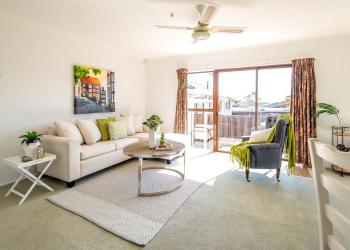  at 3/11 Cromdale Avenue, Highland Park, Auckland