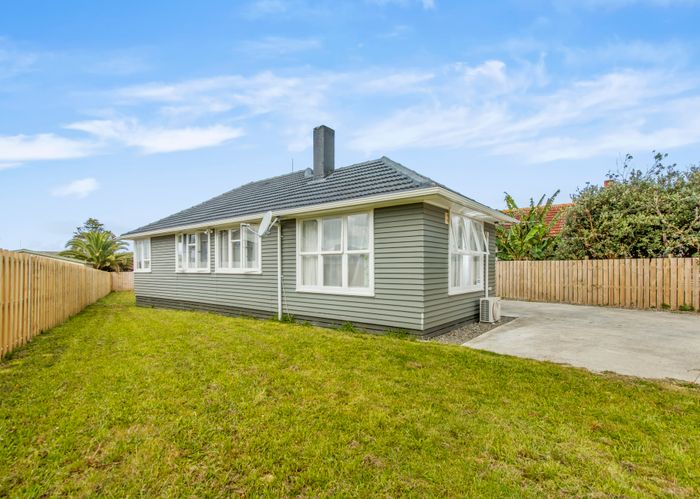  at 84 Kirkbride Road, Mangere, Auckland