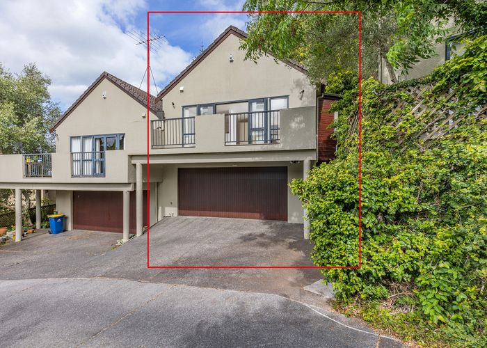  at 2/19 Langana Avenue, Browns Bay, Auckland