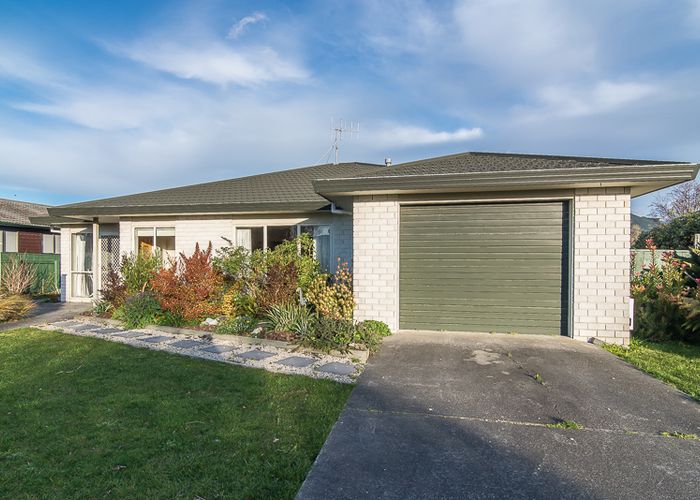  at 38 Arawhata Road, Paraparaumu