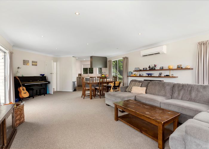  at 5 Lowry Crescent, Stokes Valley, Lower Hutt