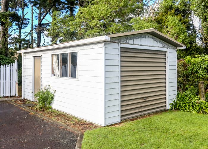  at 5 Byron Place, Whalers Gate, New Plymouth