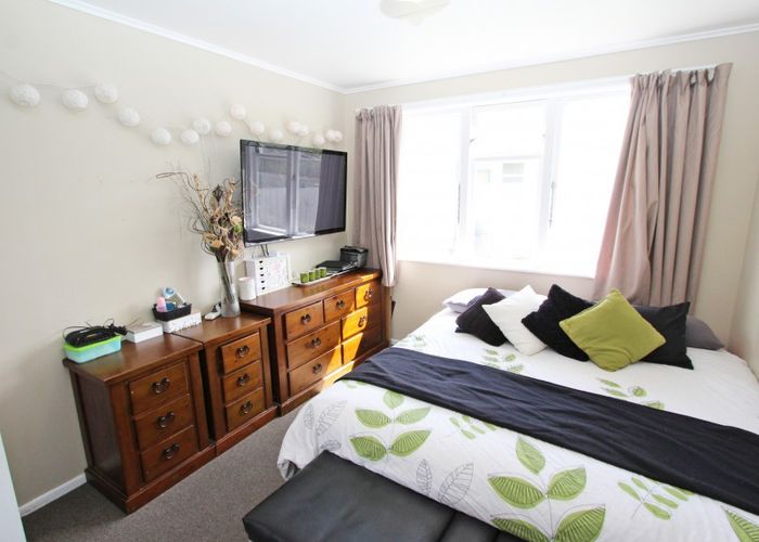  at 27 Surprise Place, Cannons Creek, Porirua