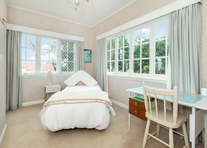  at 13 Stilwell Road, Mount Albert, Auckland