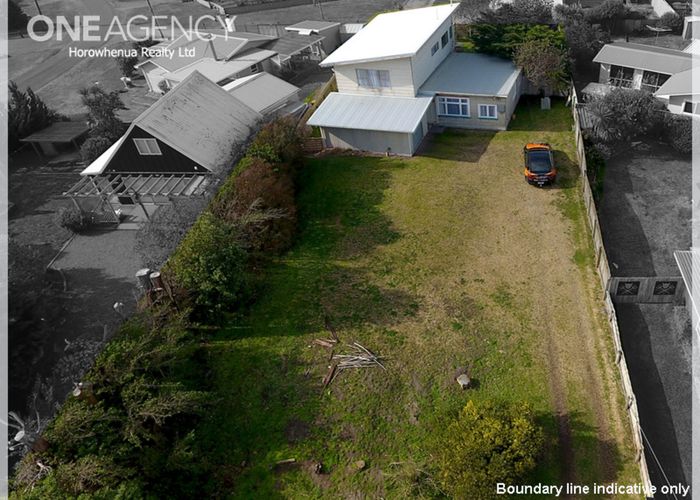  at 13 Signal Street, Foxton Beach, Foxton